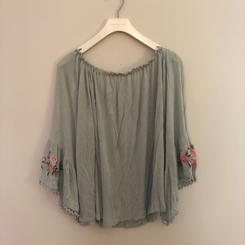 Off the shoulder long sleeve top